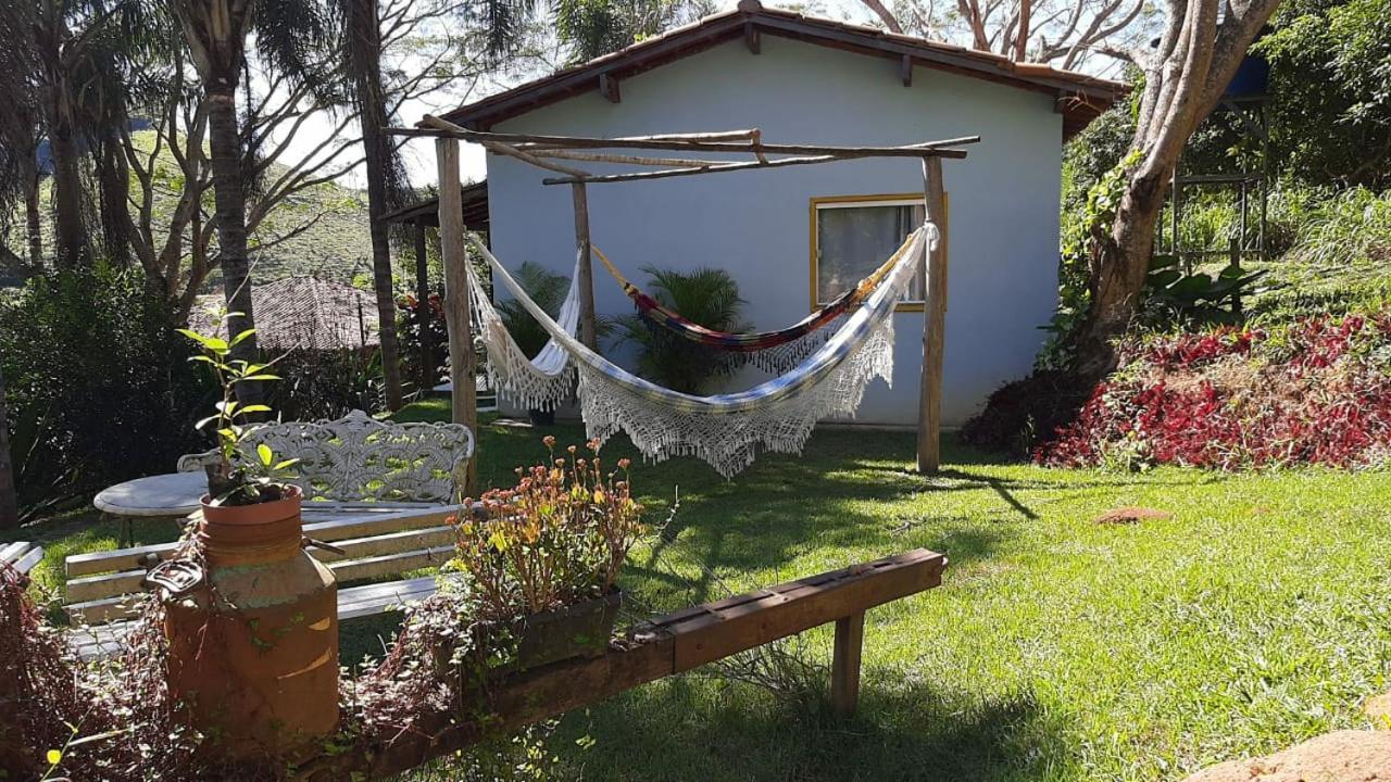 Pousada Chales Dos Montes Santana dos Montes Eksteriør bilde