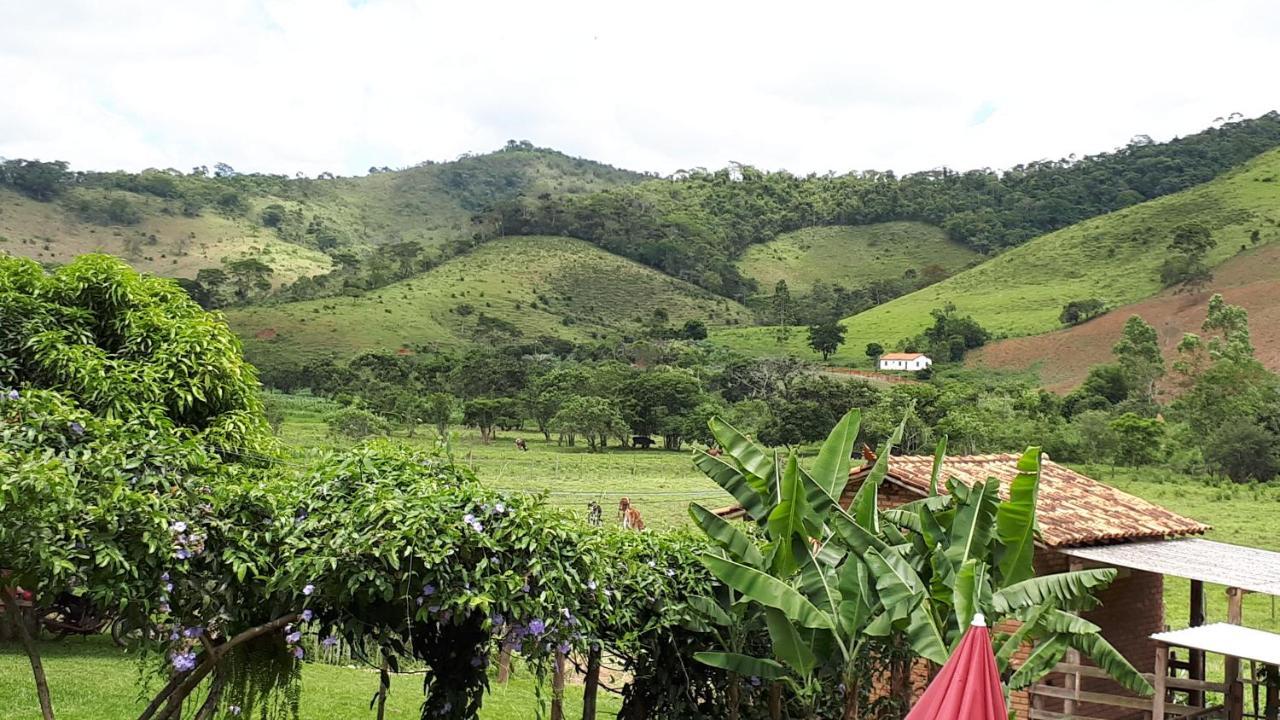 Pousada Chales Dos Montes Santana dos Montes Eksteriør bilde
